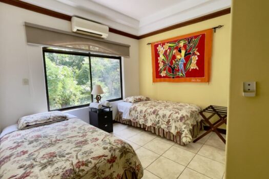 Condo Alella 3A Altos Leonamar Punta Leona