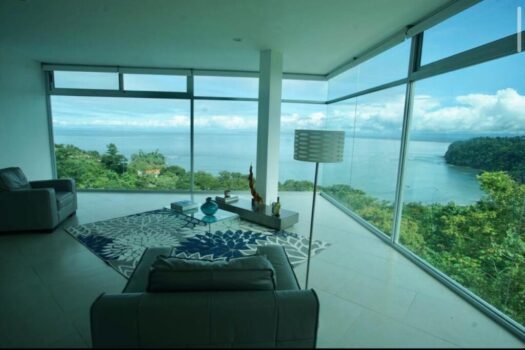 Real Estate Luxury Villa Punta Serena in Punta Leona