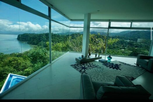 Real Estate Luxury Villa Punta Serena in Punta Leona