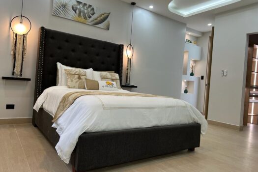 Ocean Front Luxury Apartment 2