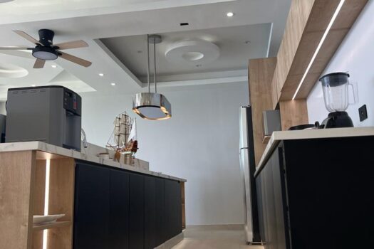Ocean Front Luxury Apartment 2