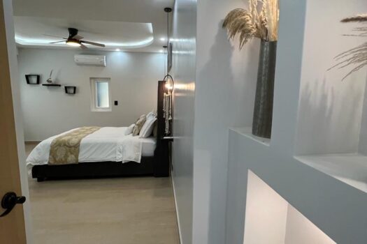 Ocean Front Luxury Apartment 2