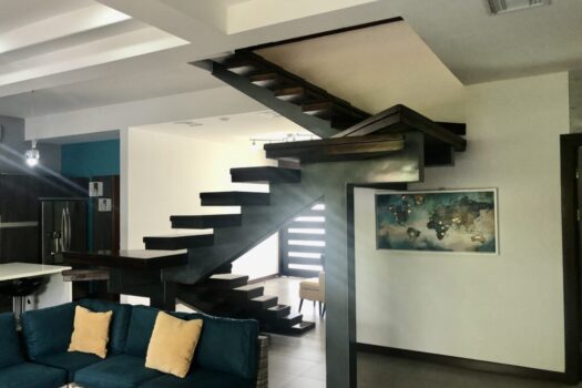 Pacific Dreams House Bambu