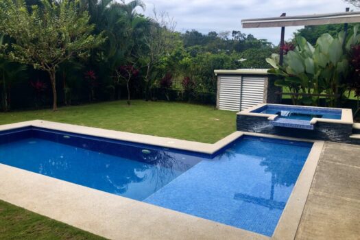 Pacific Dreams House Bambu