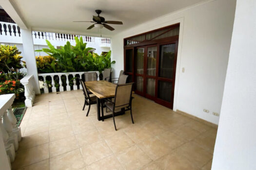 Apartamento Frente Playa Jaco