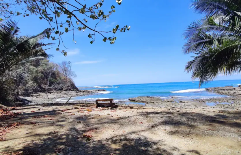 Playa Caletillas Altos de Leonamar Costa Rica