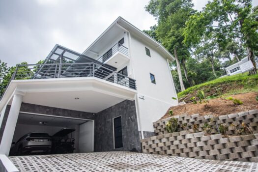 Modern Oceanview Living in Montemar Punta Leona