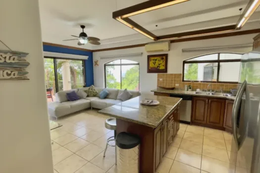 Condo Alella 3B Altos de Leonamar- Punta Leona