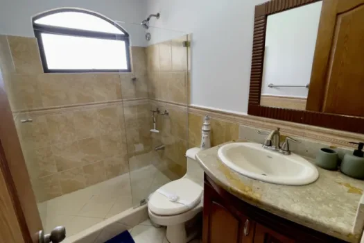 Condo Alella 3B Altos de Leonamar- Punta Leona