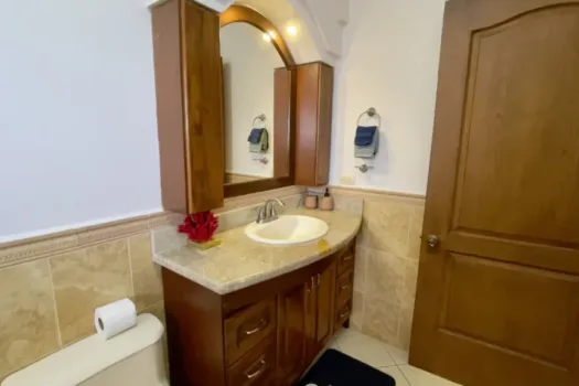 Condo Alella 3B Altos de Leonamar- Punta Leona