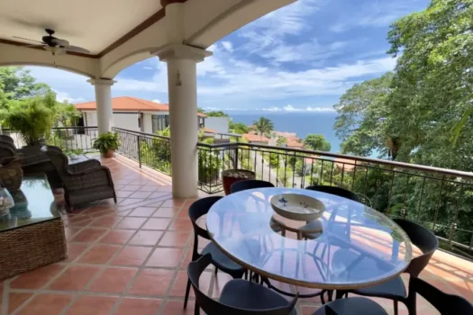 Condominio Alella 3B Altos de Leonamar Punta Leona