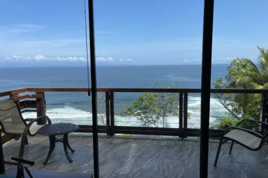 Impresionante Penthouse Frente al Mar Punta Leona