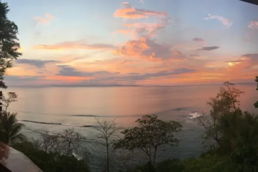 Stunning Oceanfront Penthouse Punta Leona