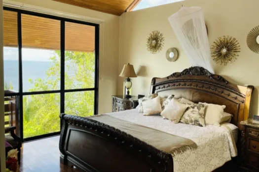 Stunning Oceanfront Penthouse Punta Leona